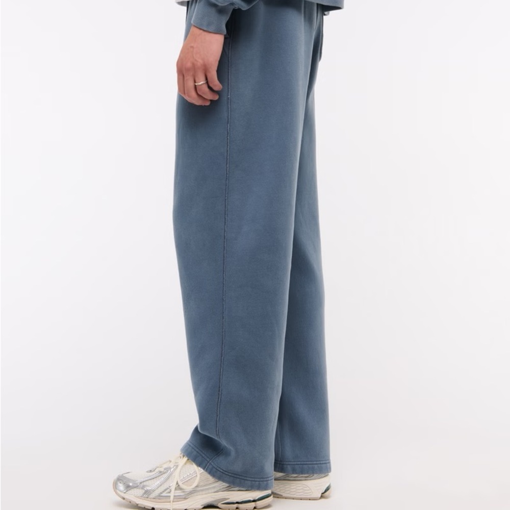 Abercrombie & Fitch Sweatpants – Size XL – Soft Interior – Casual Style - Picture 1 of 9